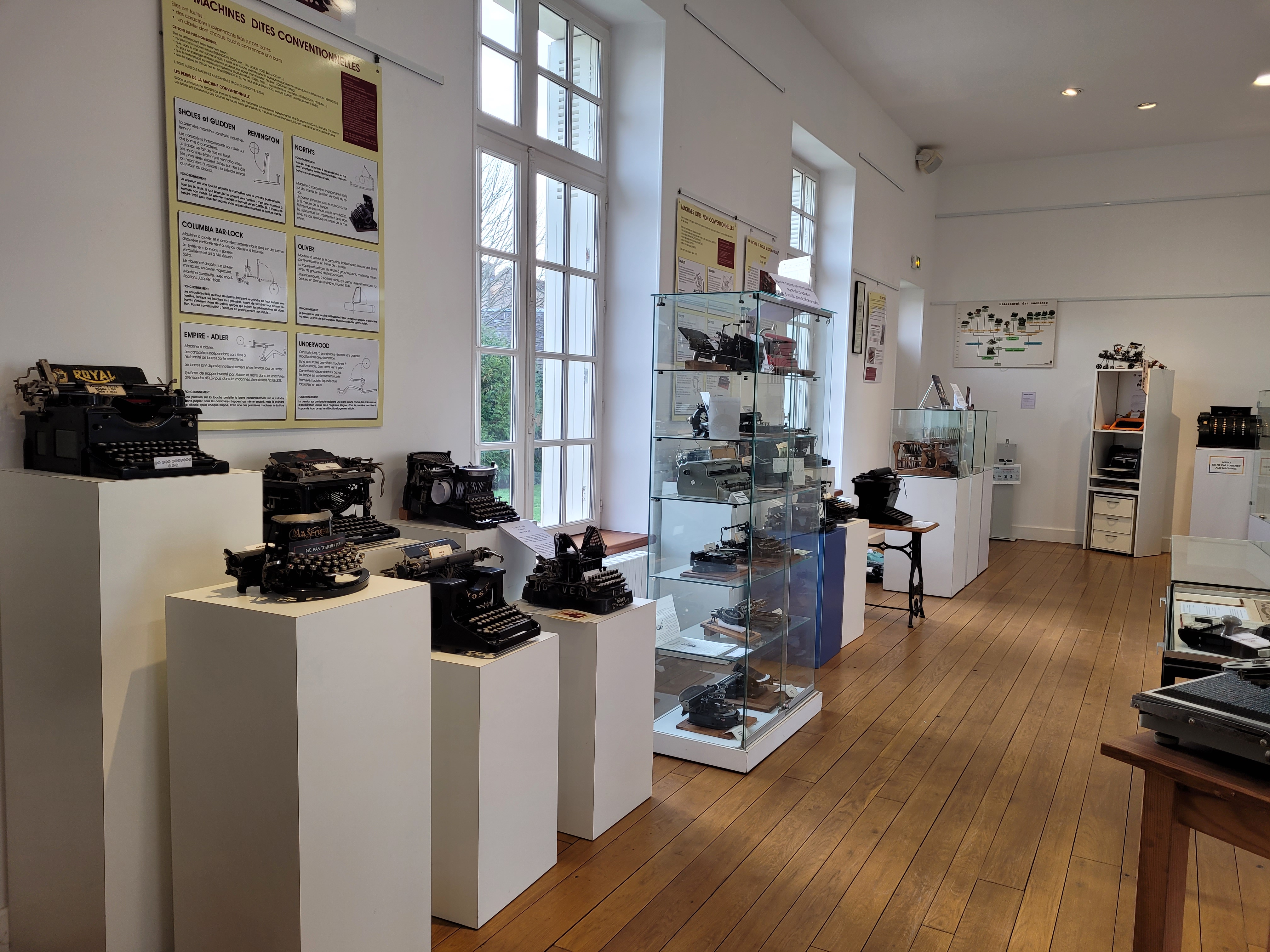Montmorillon : l'incontournable Musée de la machine à écrire a fait peau  neuve